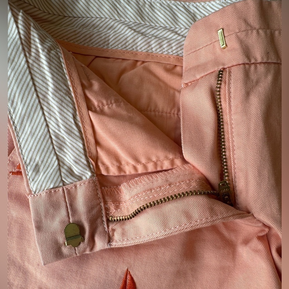 J. Crew Chino Shorts Broken In 100% Cotton Womens Size 4 Peach EUC - Picture 7 of 7